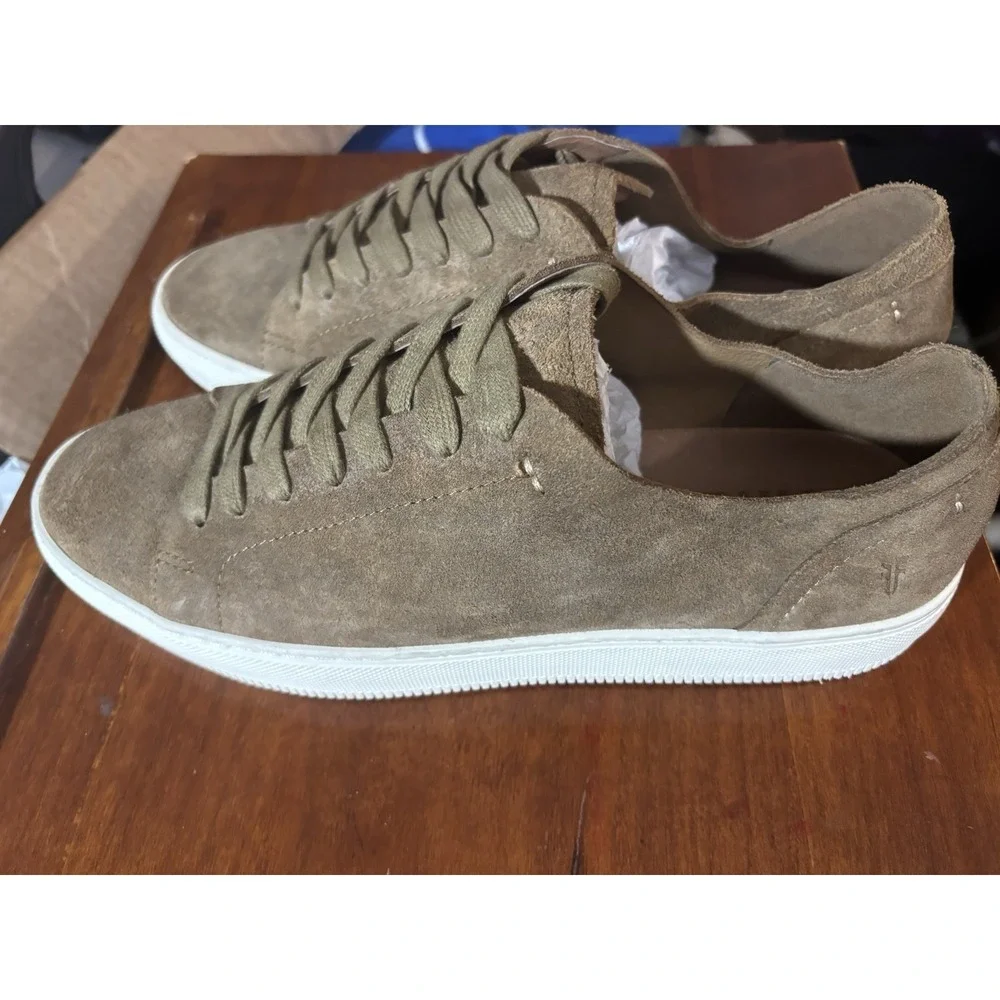 Frye Astors Mens Size 9 Color Almond‎ With Cream Soles.